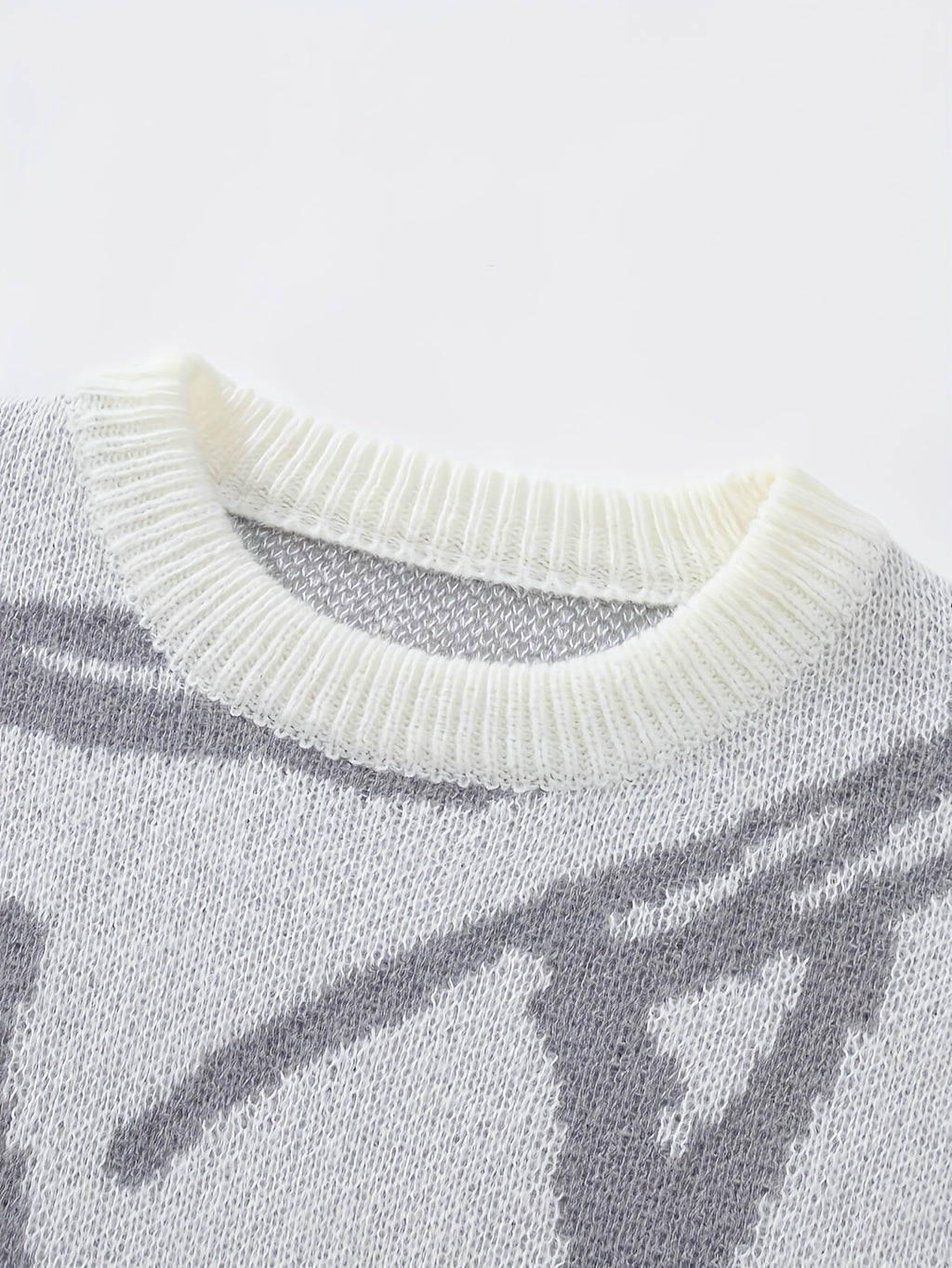 Clean design Knitted Sweater.