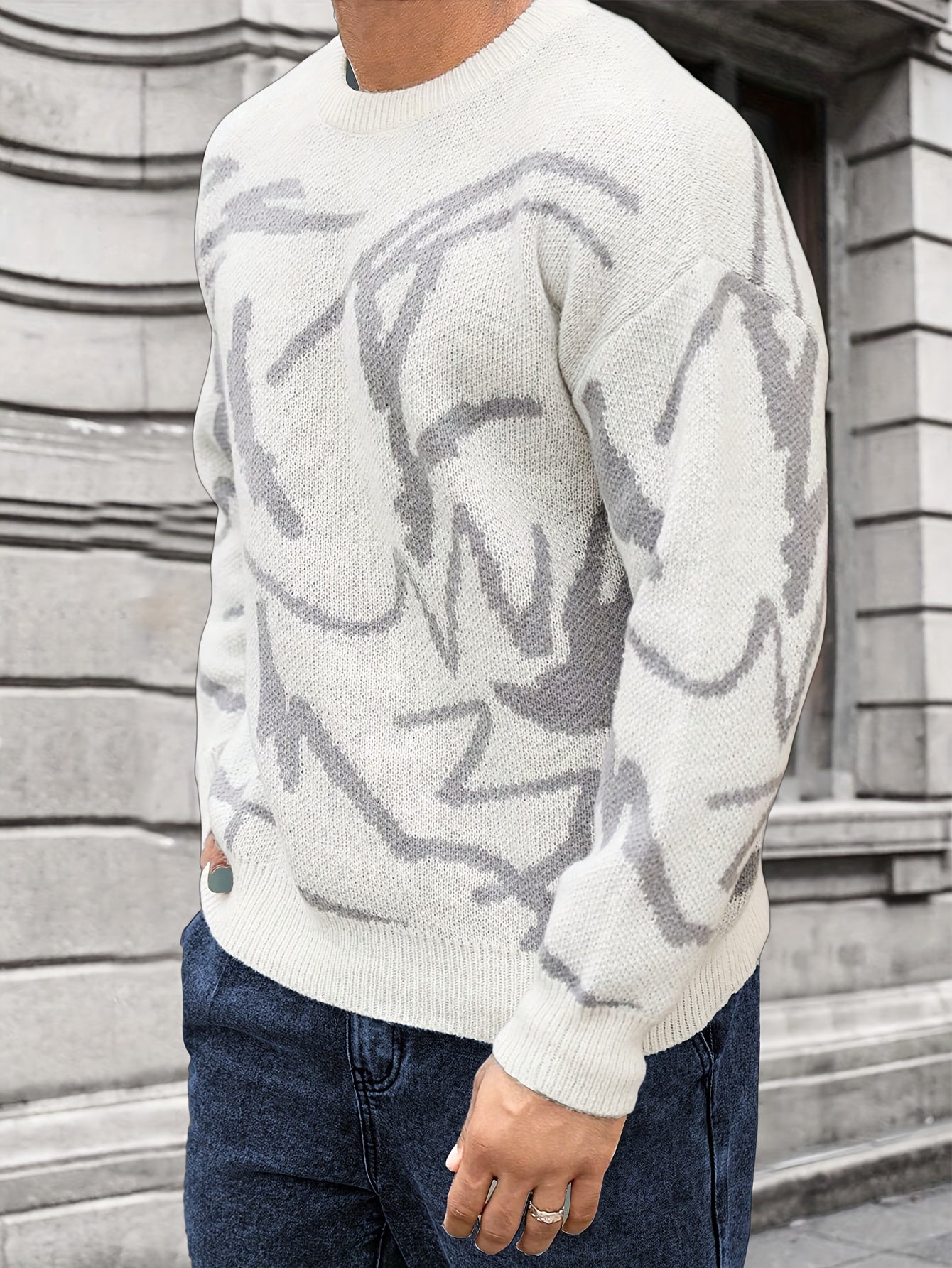 Clean design Knitted Sweater.