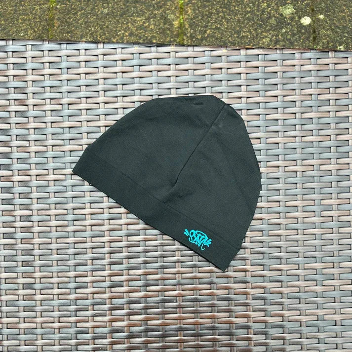 Synaworldbeanies one-size fits all.