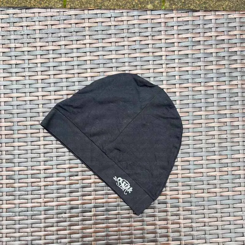 Synaworldbeanies one-size fits all.