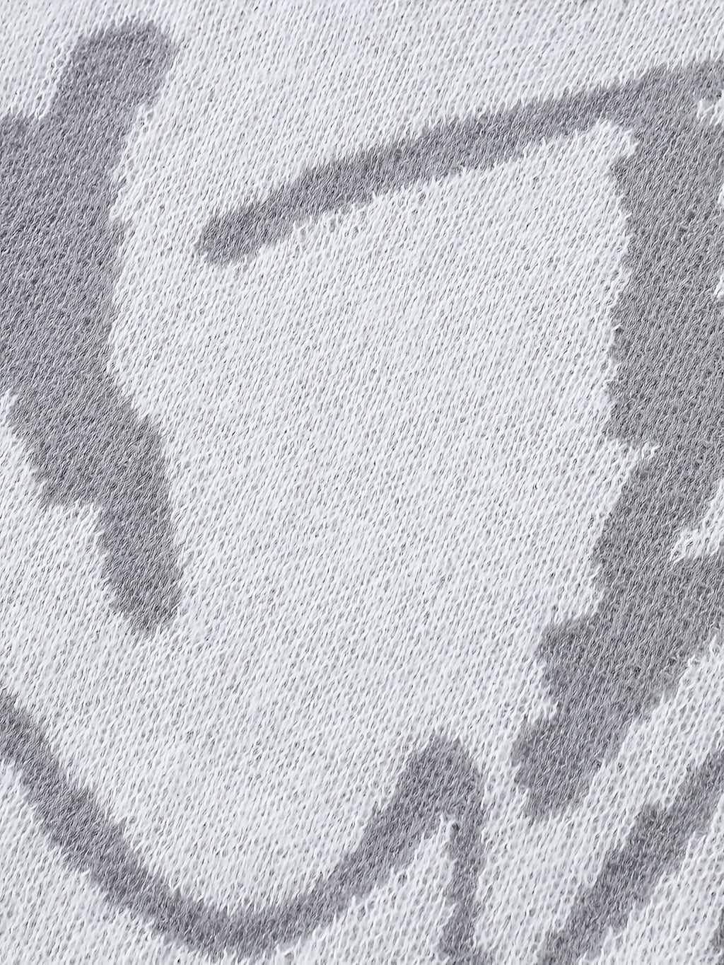 Clean design Knitted Sweater.